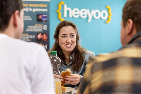 Werken bij Heeyoo collega's lunch veldhoven